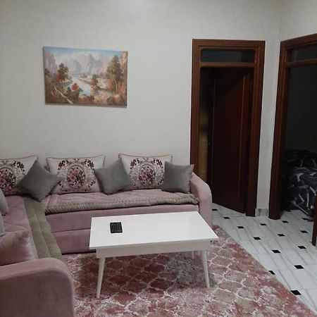 Ground Floor 2 Bedroom Apartment - City Centre Location - Optic Fibre Wifi Tanger Exteriör bild